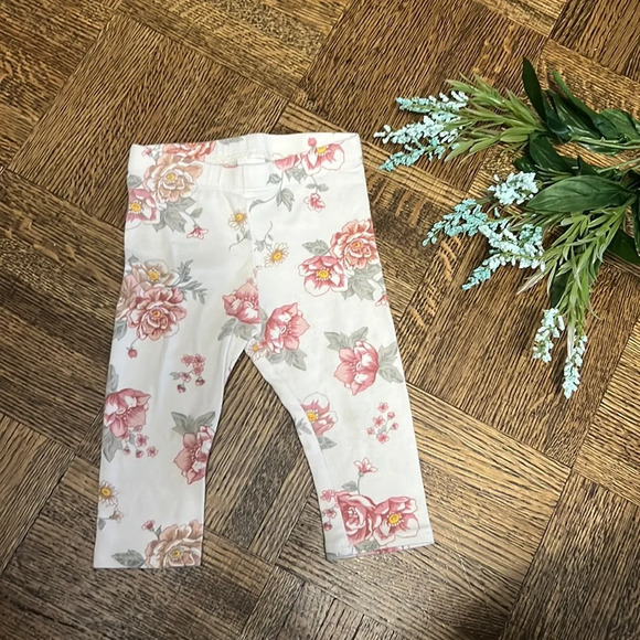 🍭3/$20🍭 H&M leggings - Picture 1 of 3